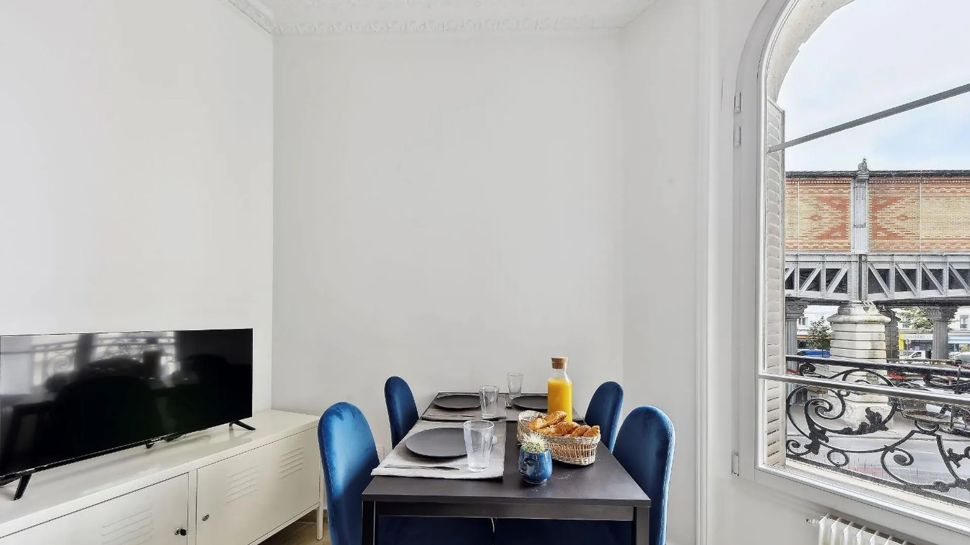 Eiffel Tower & Grenelle - 2Br - Cityapartmentstay 巴黎 0*,